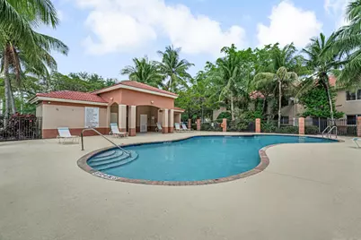 3810 N Jog Road #204, West Palm Beach, FL 33411 - Photo 5
