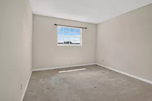 4140 NW 44th Ave, Lauderdale Lakes, FL 33319 - Photo 27