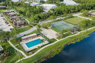 6431 SE Windsong Ln, Stuart, FL 34997 - Photo 9
