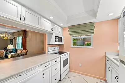 211 Waterside Drive, Hypoluxo, FL 33462 - Photo 9