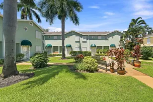 211 Waterside Dr, Hypoluxo, FL 33462 - Photo 5