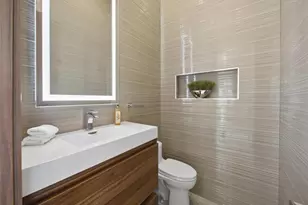 2213 NE 37th Dr, Fort Lauderdale, FL 33308 - Photo 43