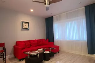 1012 Pine Dr, Pompano Beach, FL 33060 - Photo 5