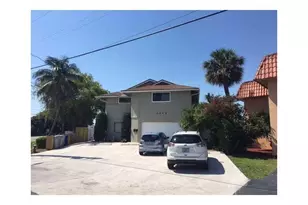1012 Pine Dr, Pompano Beach, FL 33060 - Photo 1