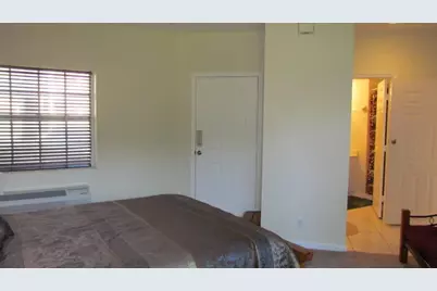 8364 Mulligan Circle, Port Saint Lucie, FL 34986 - Photo 9