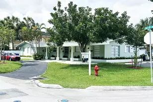 425 SW 18th Ave, Fort Lauderdale, FL 33312 - Photo 17
