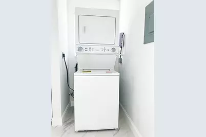 425 SW 18th Avenue #425, Fort Lauderdale, FL 33312 - Photo 9