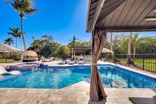3541 Carlton Ln, Davie, FL 33330 - Photo 3