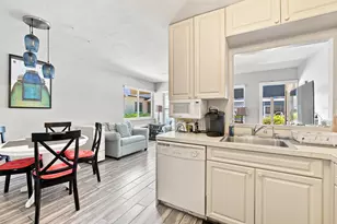 1960 NE 1st St, Deerfield Beach, FL 33441 - Photo 11