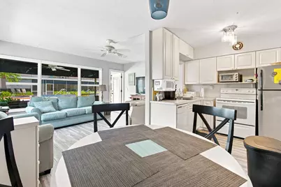 1960 NE 1st Street #B4, Deerfield Beach, FL 33441 - Photo 5