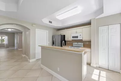 2896 Hidden Hills Road #1002, West Palm Beach, FL 33411 - Photo 9