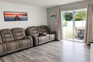 1921 SE Joyner Cir, Port Saint Lucie, FL 34952 - Photo 9