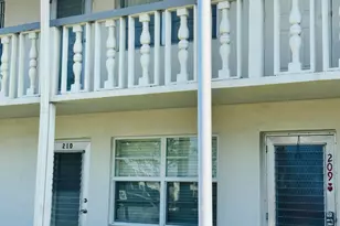 218 Kent M, West Palm Beach, FL 33417 - Photo 3