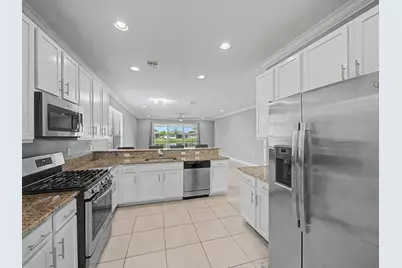 11826 SW Brighton Falls Drive, Port Saint Lucie, FL 34987 - Photo 9