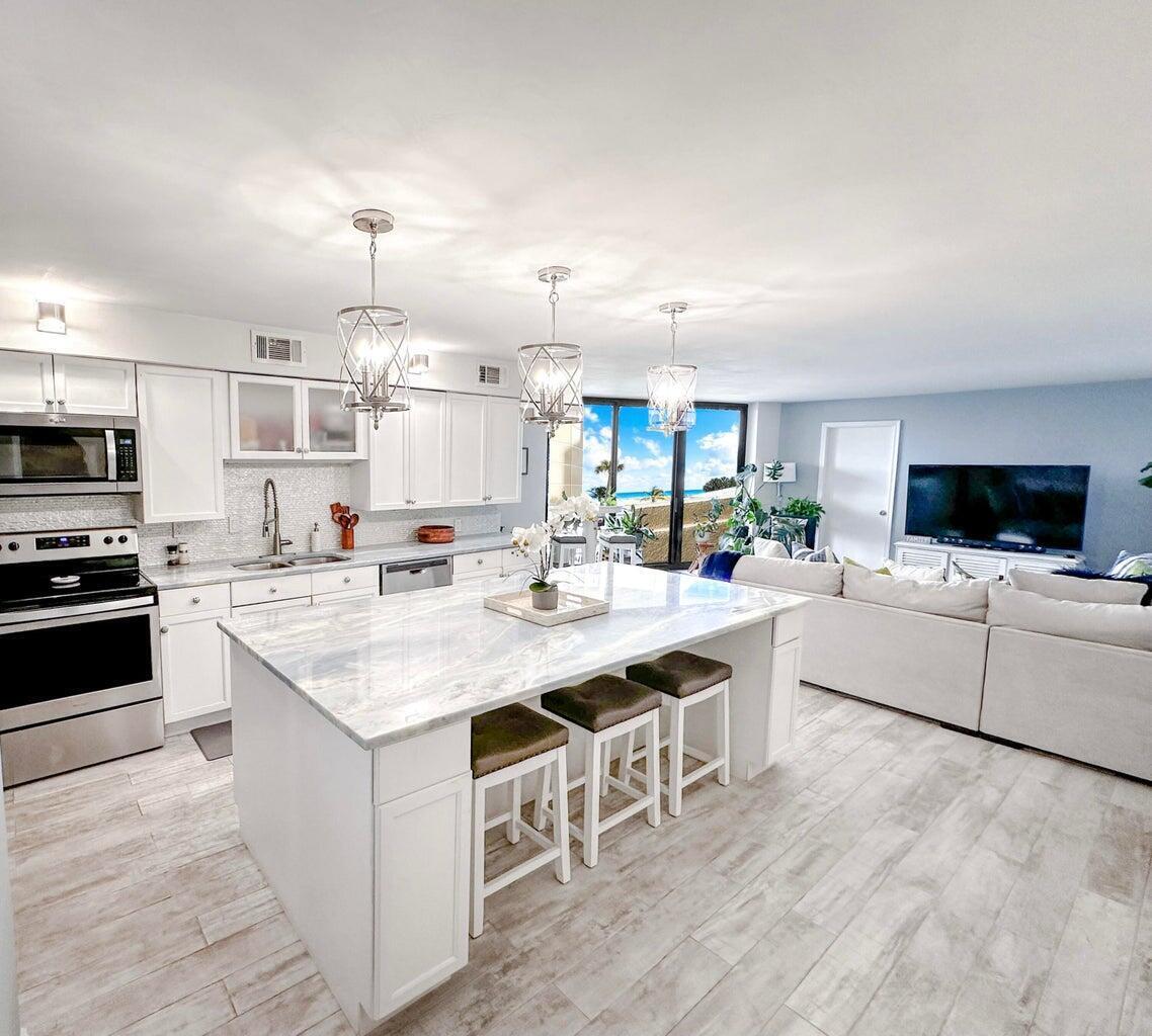 2800 N Ocean Dr #B-2D - 2800 N Ocean Dr #B-2D, Singer Island, FL 33404 Luxury Property | Jose Angel Pina