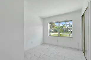 3127 Carol Ave, Palm Springs, FL 33461 - Photo 35