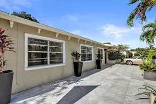 3127 Carol Ave, Palm Springs, FL 33461 - Photo 15