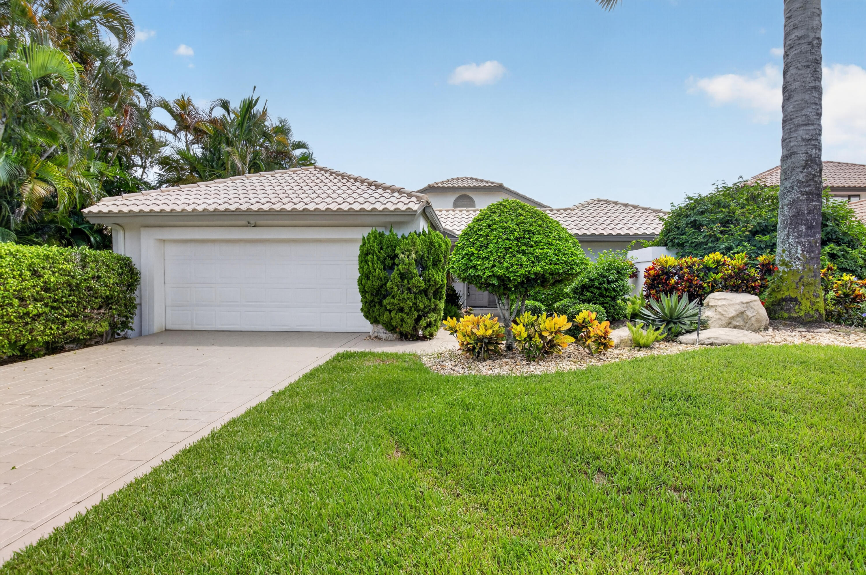 19380 Cedar Glen Dr - 19380 Cedar Glen Dr, Boca Raton, FL 33434 Luxury Property | Jose Angel Pina