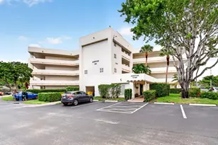 3186 Via Poinciana, Lake Worth, FL 33467 - Photo 55
