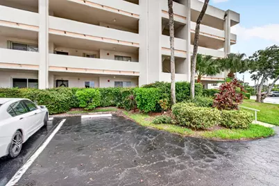 3186 Via Poinciana #115, Lake Worth, FL 33467 - Photo 13