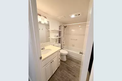 3186 Via Poinciana #115, Lake Worth, FL 33467 - Photo 19