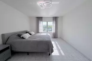 200 Diplomat Pkwy, Hallandale Beach, FL 33009 - Photo 5
