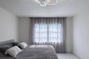 200 Diplomat Pkwy, Hallandale Beach, FL 33009 - Photo 3