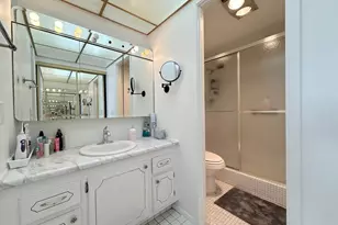 200 Diplomat Pkwy, Hallandale Beach, FL 33009 - Photo 7