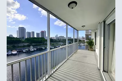 200 Diplomat Parkway #520, Hallandale Beach, FL 33009 - Photo 17
