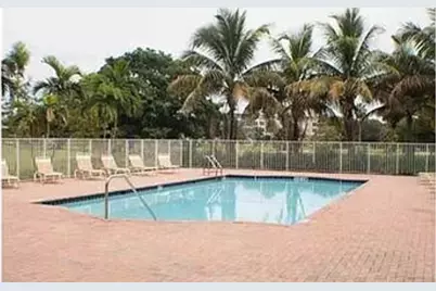 3500 Oaks Clubhouse Drive #510, Pompano Beach, FL 33069 - Photo 19