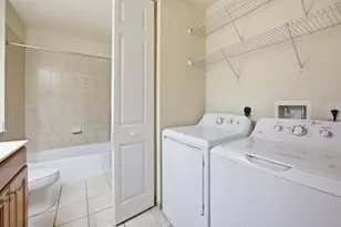3500 Oaks Clubhouse Dr, Pompano Beach, FL 33069 - Photo 19