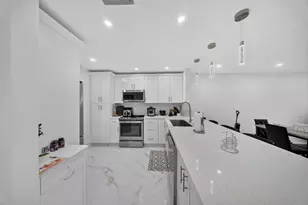 265 Cape Cod Cir, Lake Worth, FL 33467 - Photo 3