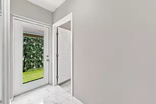 372 W Riverbend Dr, Sunrise, FL 33326 - Photo 49