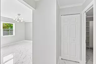 372 W Riverbend Dr, Sunrise, FL 33326 - Photo 39