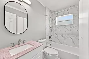 372 W Riverbend Dr, Sunrise, FL 33326 - Photo 15