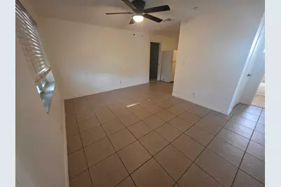 404 NE 4th Street #1, Pompano Beach, FL 33060 - Photo 1