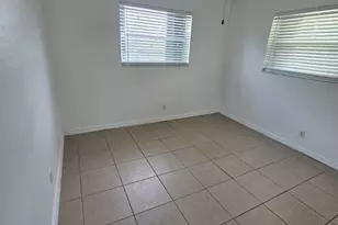 404 NE 4th St, Pompano Beach, FL 33060 - Photo 5