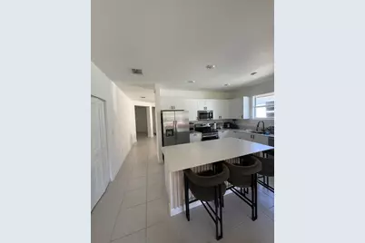 2402 SE 30th Street, Homestead, FL 33033 - Photo 5