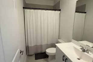 2402 SE 30th St, Homestead, FL 33033 - Photo 13