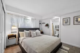 200 NW 25th St, Wilton Manors, FL 33311 - Photo 7