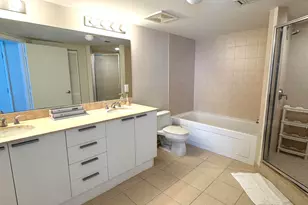 16699 Collins Ave, Sunny Isles Beach, FL 33160 - Photo 15