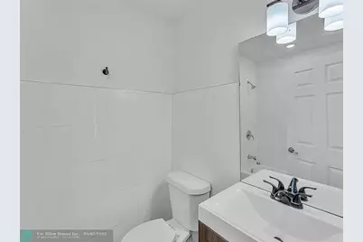 216 NW 25th Street, Wilton Manors, FL 33311 - Photo 23