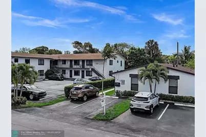 216 NW 25th Street, Wilton Manors, FL 33311 - Photo 1