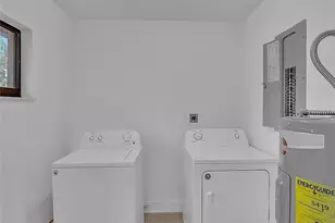 216 NW 25th St, Wilton Manors, FL 33311 - Photo 31