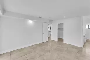 216 NW 25th St, Wilton Manors, FL 33311 - Photo 29