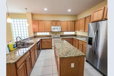 873 Gazetta Way, West Palm Beach, FL 33413 - Photo 5