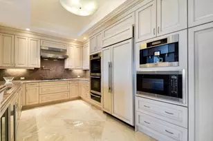 5050 N Ocean Dr, Singer Island, FL 33404 - Photo 7