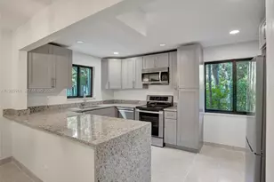 6 Chestnut Cir, Cooper City, FL 33026 - Photo 5
