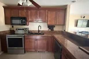 1531 NE 30th St, Pompano Beach, FL 33064 - Photo 3