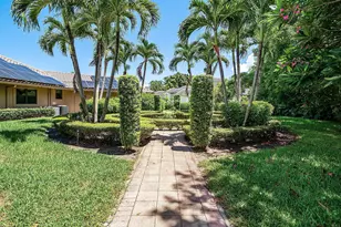 17595 Bocaire Pl, Boca Raton, FL 33487 - Photo 51